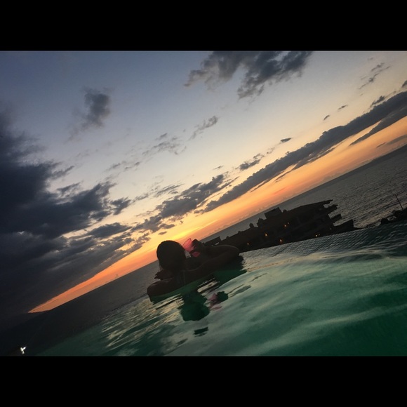 arianasalas97